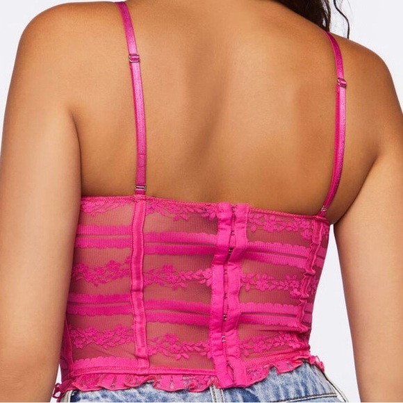 LACE SWEETHEART CORSET TOP wear with your fav jeans or vegan leather leggings! - Picture 3 of 5